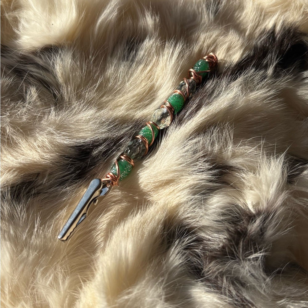 Elegant clips, many designs, handmade